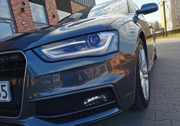 Audi A4 cena 54900 przebieg: 270000, rok produkcji 2012 z Czersk małe 407